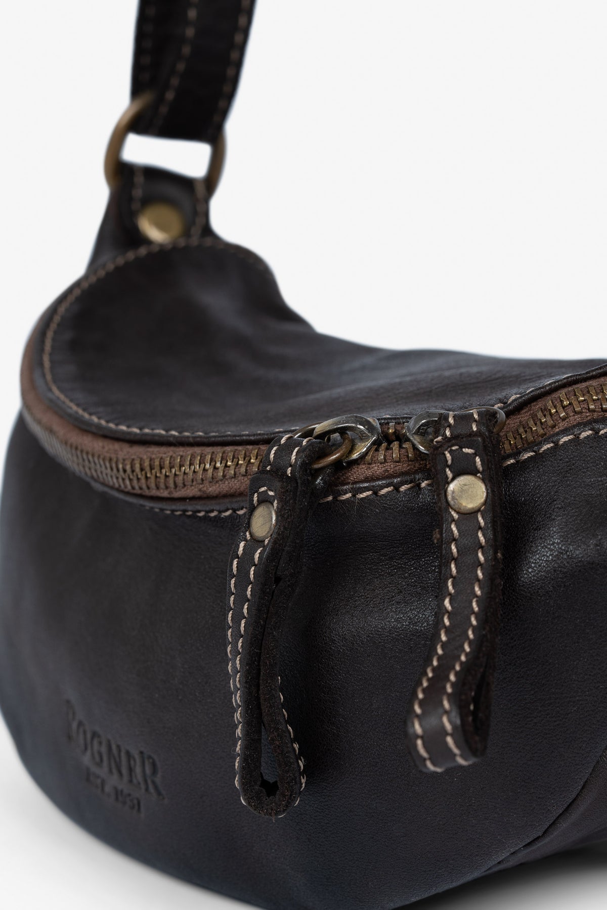 ROGNER „La Sofia“ – Kompakte Crossbody-Ledertasche – Dunkelbraun