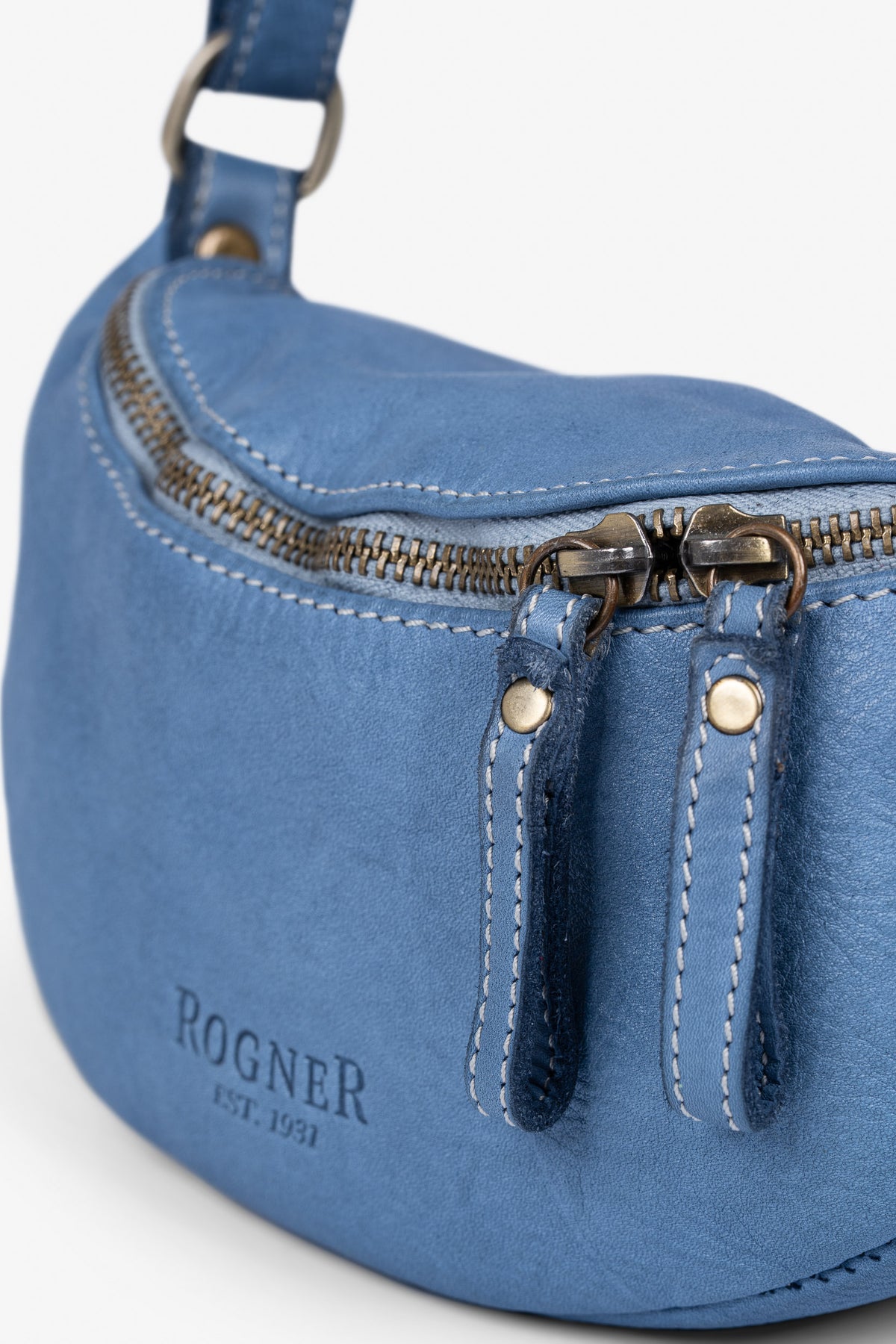 ROGNER „La Sofia“ – Kompakte Crossbody-Ledertasche – Pink