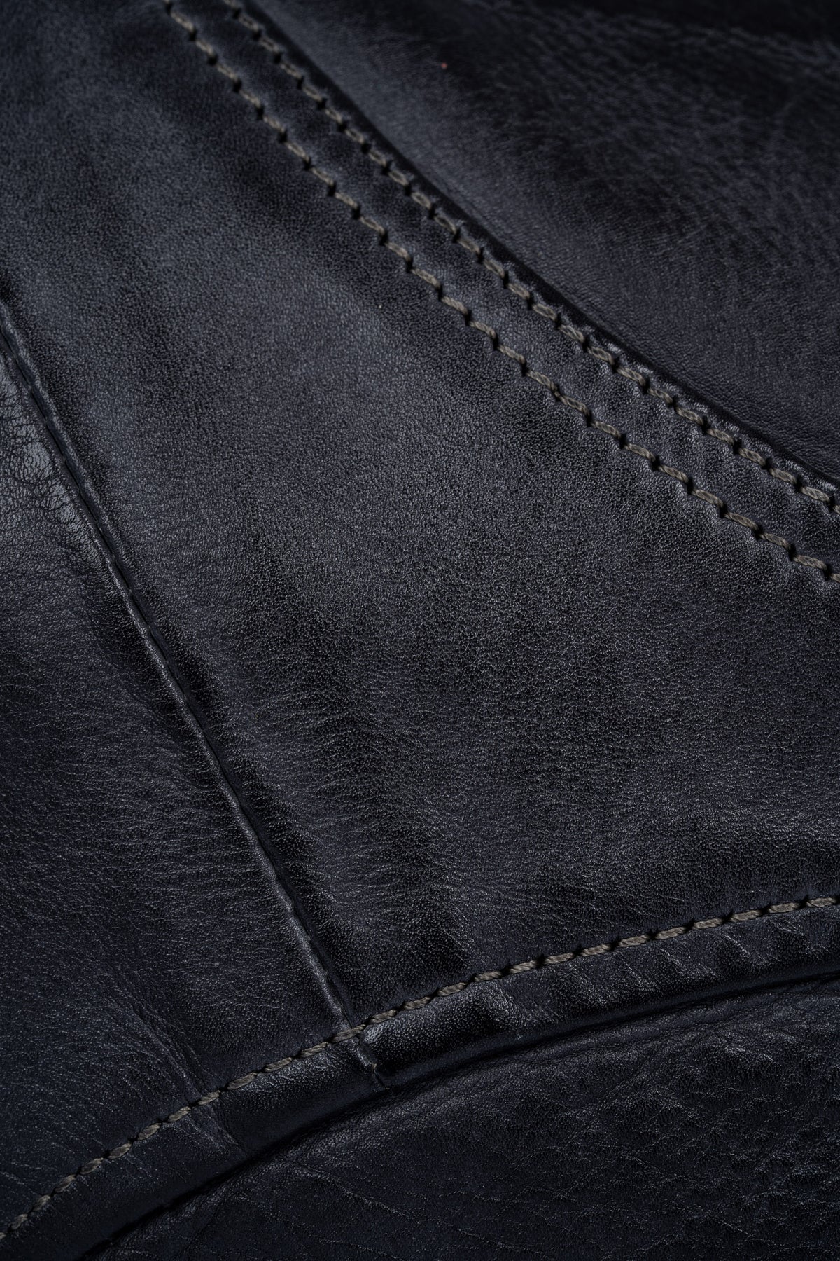 ROGNER „La Sofia“ – Kleine Premium-Ledertasche – Schwarz