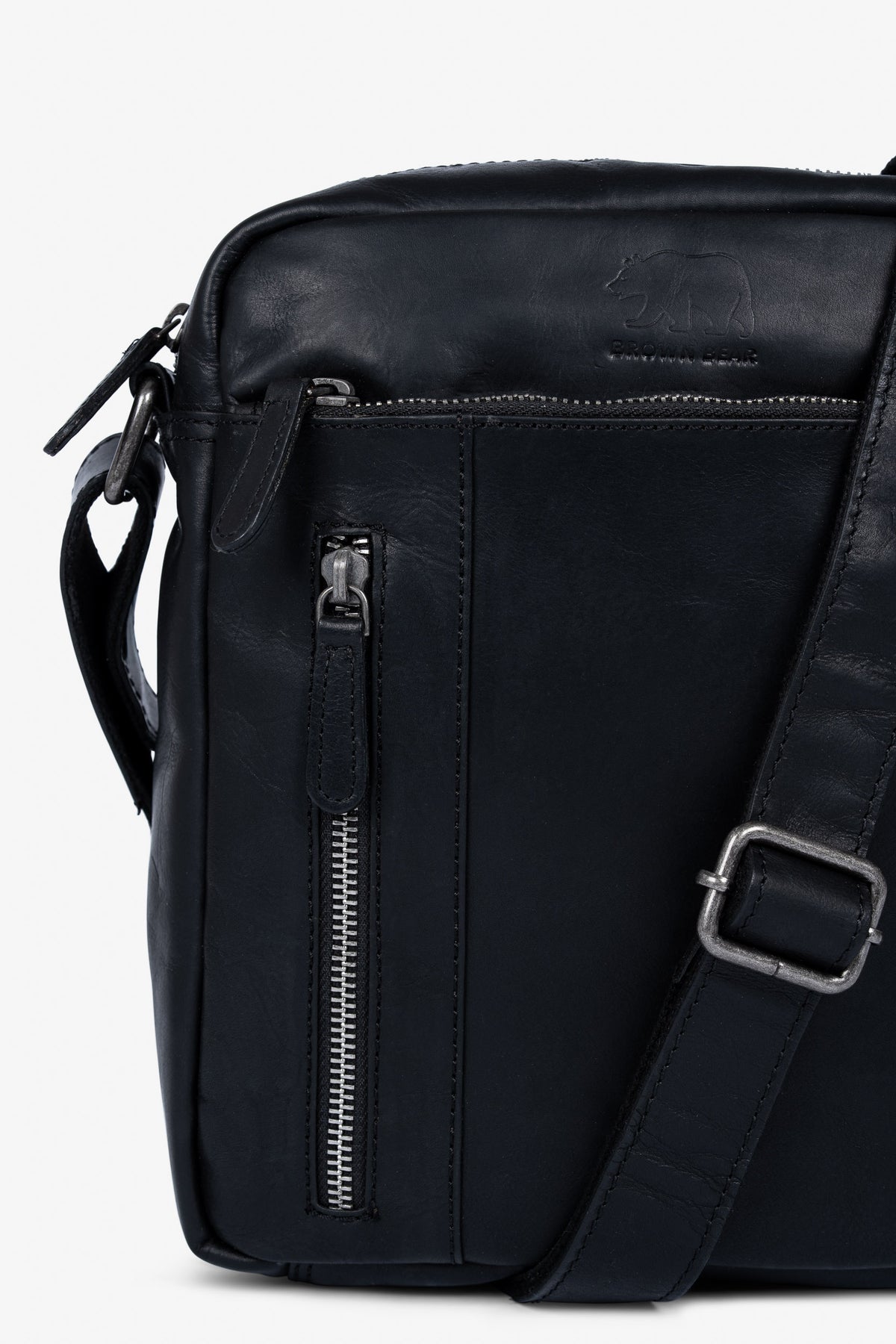 Brown Bear Umhängetasche aus OIL PULL Rindsleder – Unisex Ledertasche – Schwarz