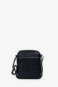 Brown Bear Umhängetasche aus OIL PULL Rindsleder – Unisex Ledertasche – Schwarz