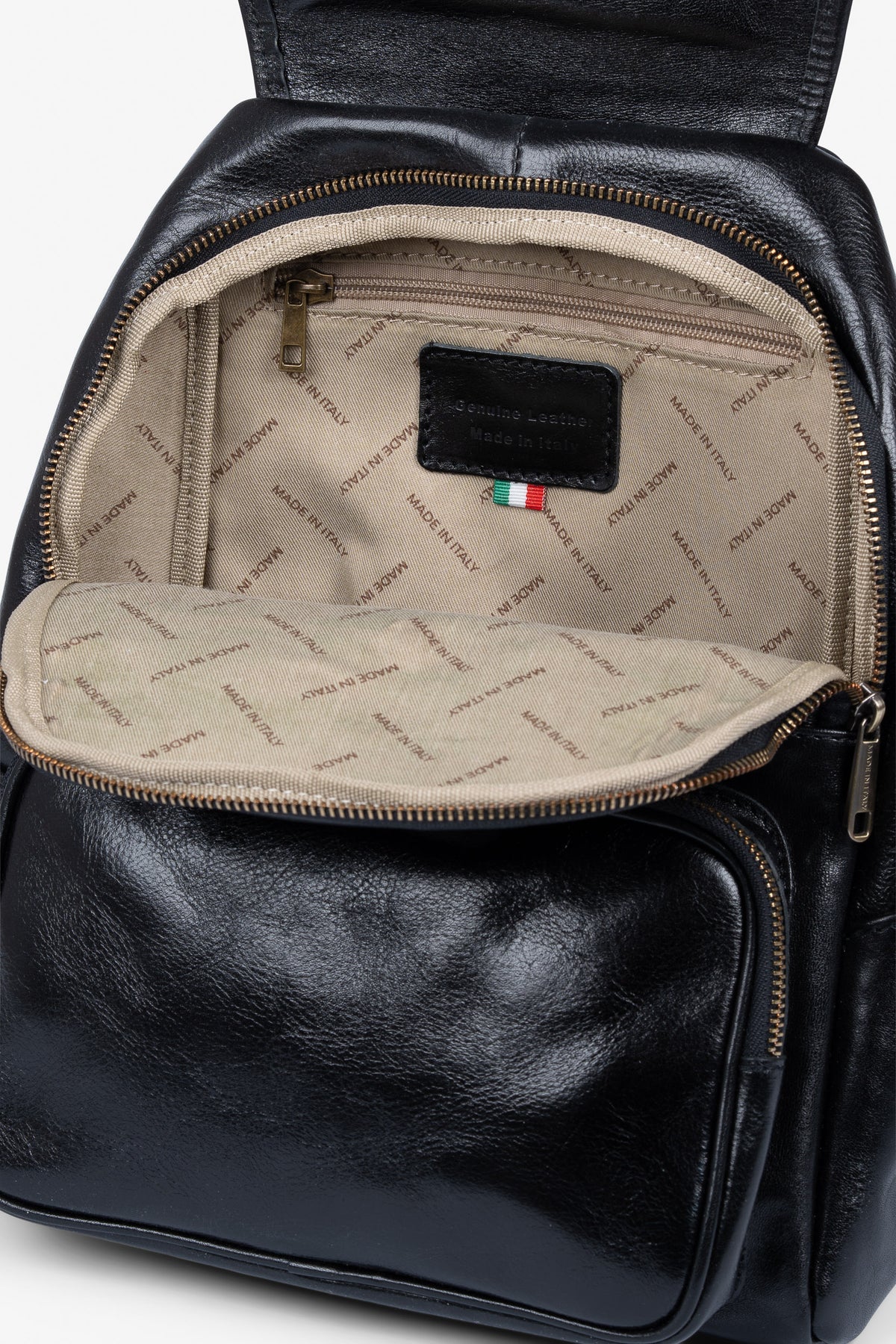 ROGNER - Damenrucksack aus italienischem Leder – Eleganter Alltagsrucksack – Schwarz